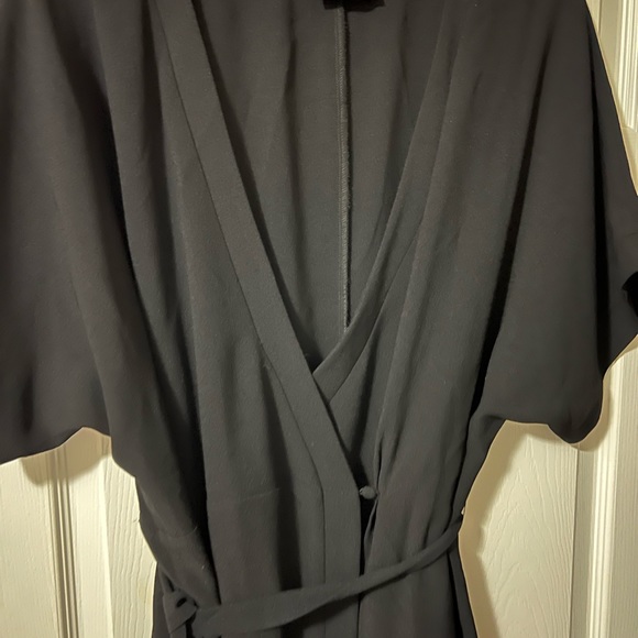 Black Kimono styled wrap Dress - Picture 4 of 10